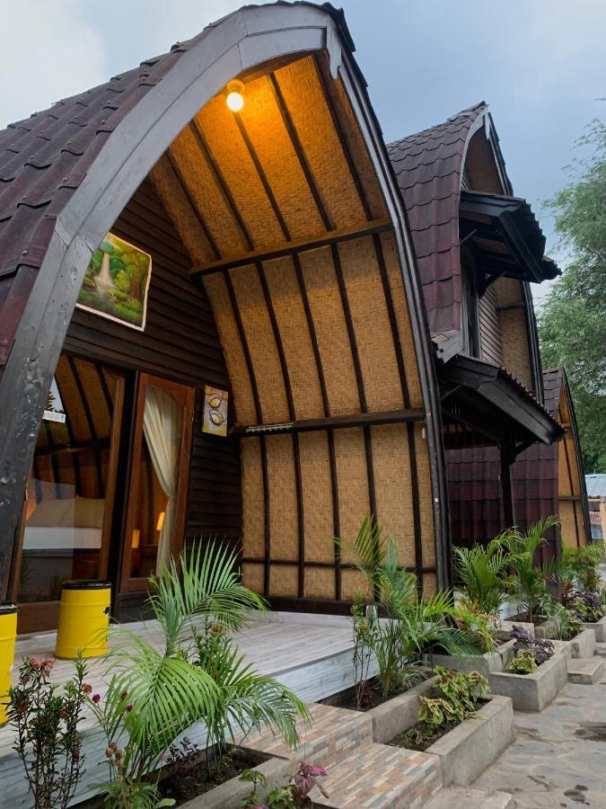 Gili Davidoff Bungalow Гілі-Траванган Екстер'єр фото