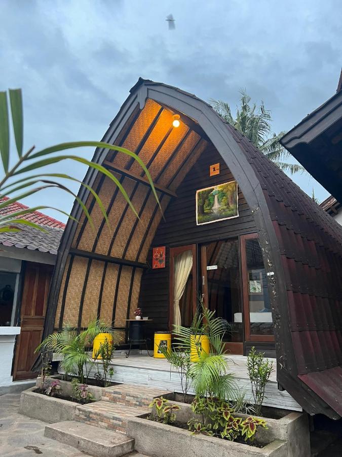 Gili Davidoff Bungalow Гілі-Траванган Екстер'єр фото